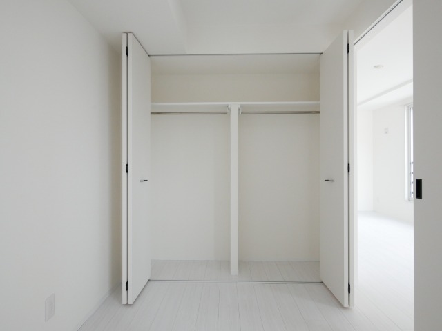 収納　壁一面の大型クローゼットです！