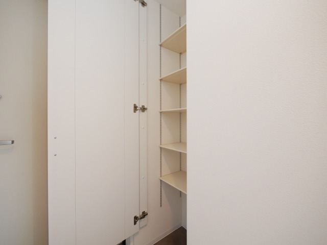 その他設備　シューズクローゼット付きです！