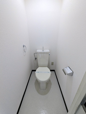 トイレ　温水洗浄暖房便座付き