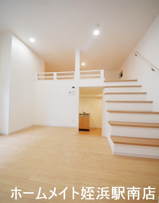 居室・リビング　★人気のメゾネット！★参考写真