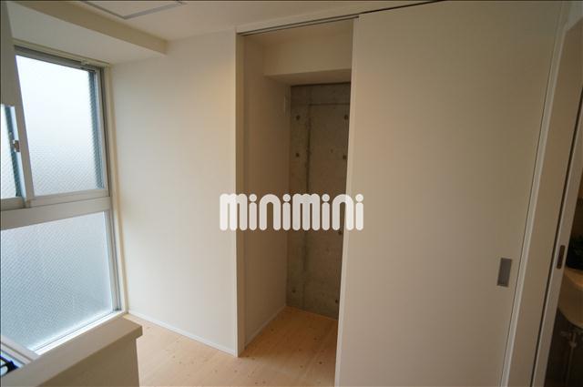 その他　室内洗濯機置場があります。