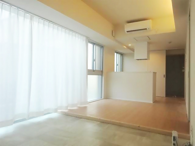 居室・リビング　１４帖の広々としたリビングです。