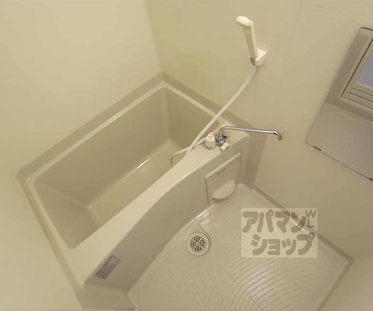 バス・シャワールーム　独立のバスルームです