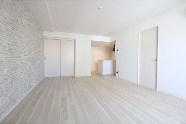 居室・リビング　☆18.0帖の広々としたリビングです！