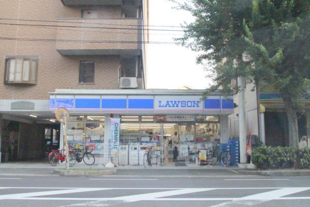 コンビニ　ローソン　日の出町店（コンビニ）まで388m