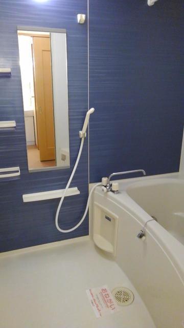 バス・シャワールーム　バスルーム