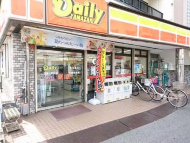 コンビニ　デイリーヤマザキ浅香山駅前店（コンビニ）まで217m