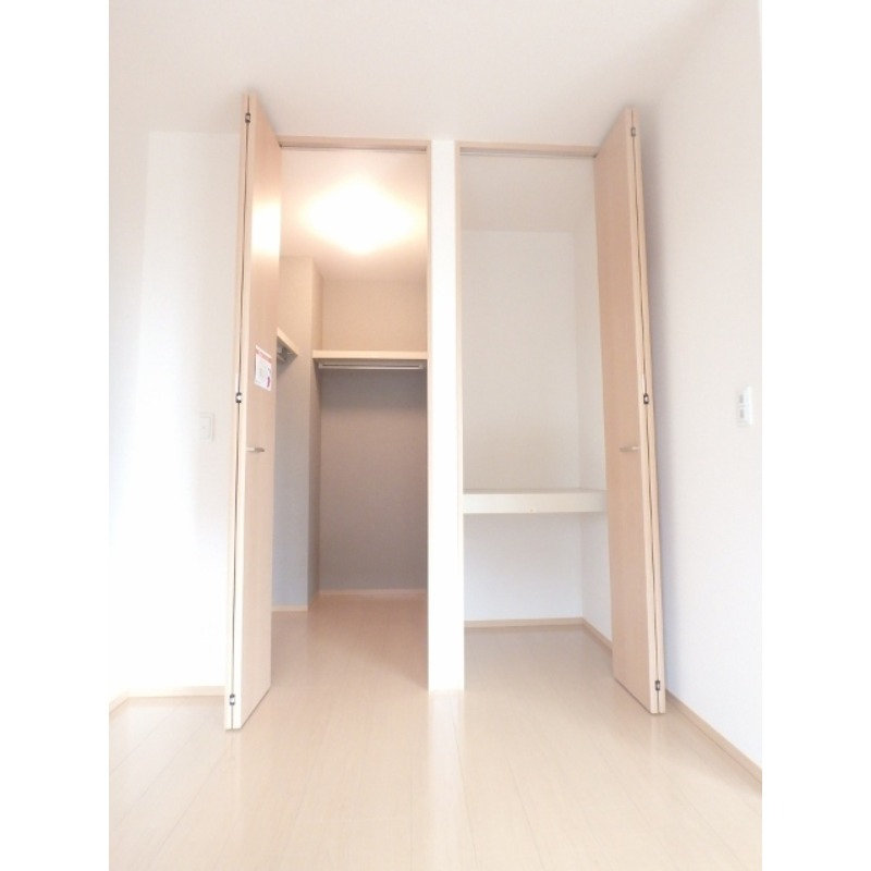 収納　図面と現状に相違がある場合には現状を優先