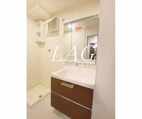 洗面設備　独立洗面台です。