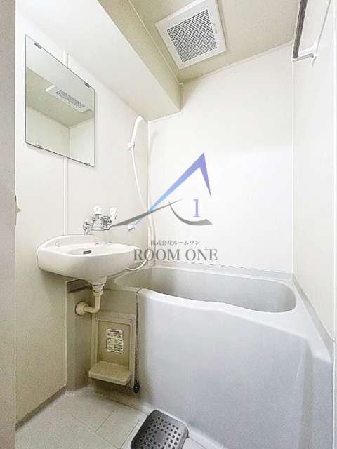 バス・シャワールーム　お風呂です。