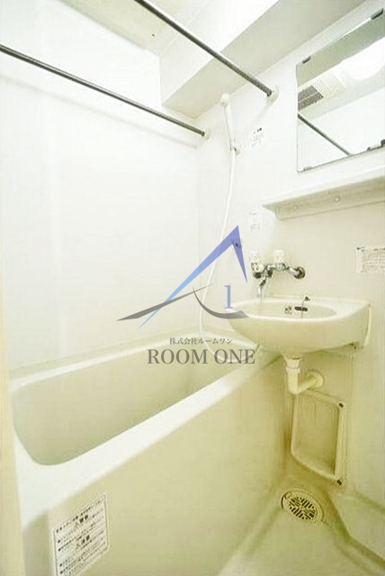 バス・シャワールーム　お風呂です。