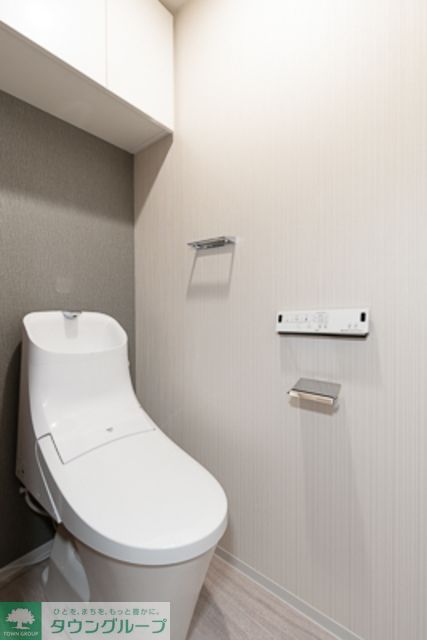 トイレ　※写真は同タイプ住戸です。