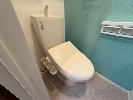 トイレ　※別部屋の写真です。