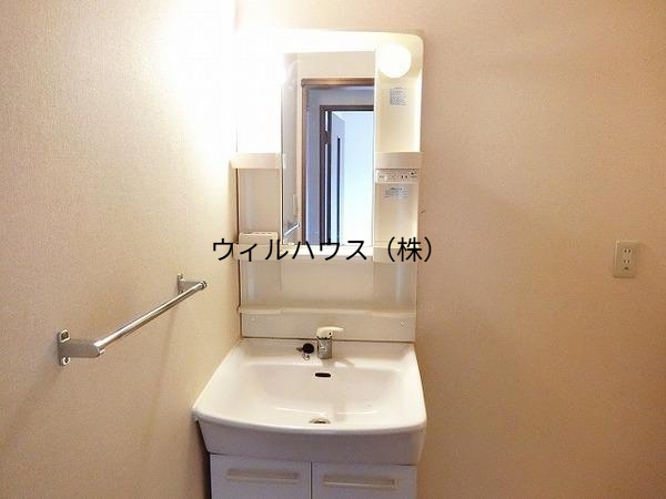 洗面設備　独立洗面台！