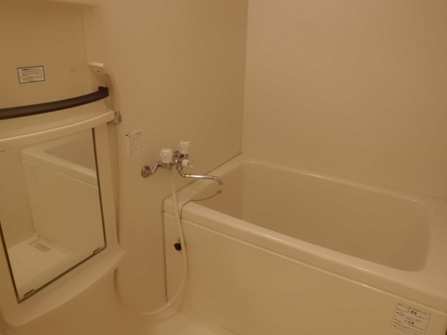 バス・シャワールーム　※写真は別部屋です