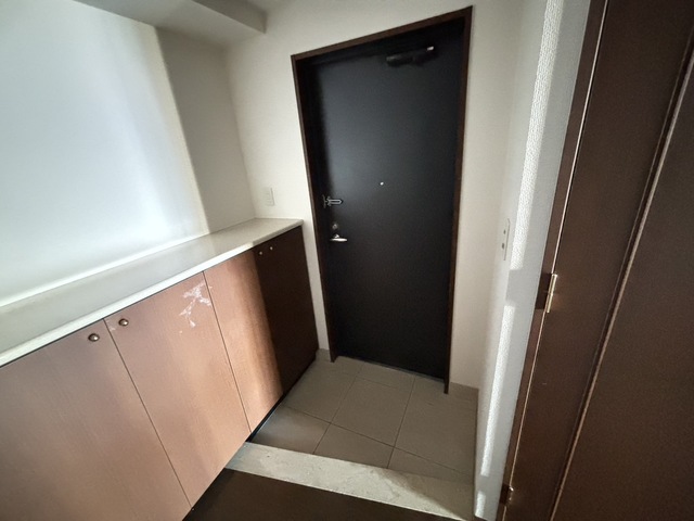 玄関　別部屋参考写真です