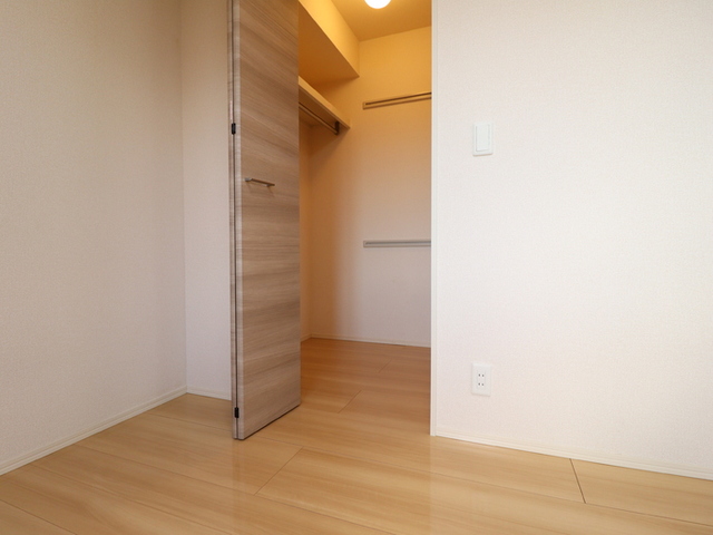 収納　ウォークインクローゼット