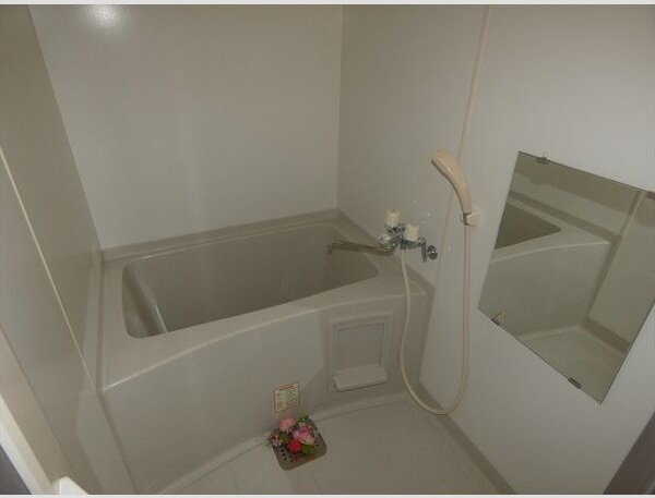 バス・シャワールーム　きれいなお風呂で快適バスタイム♪