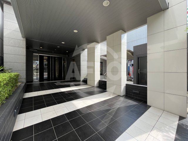 エントランス　コスモプレミアムベイ大阪　エントランス