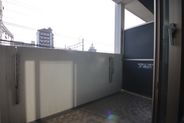 バルコニー　※別室の参考写真の為、現況優先です。
