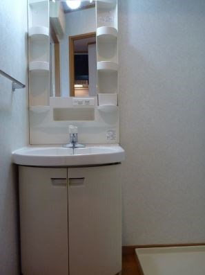 洗面設備　※同物件別部屋参考画像