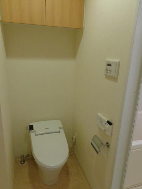 トイレ　うれしい洗浄便座付トイレ