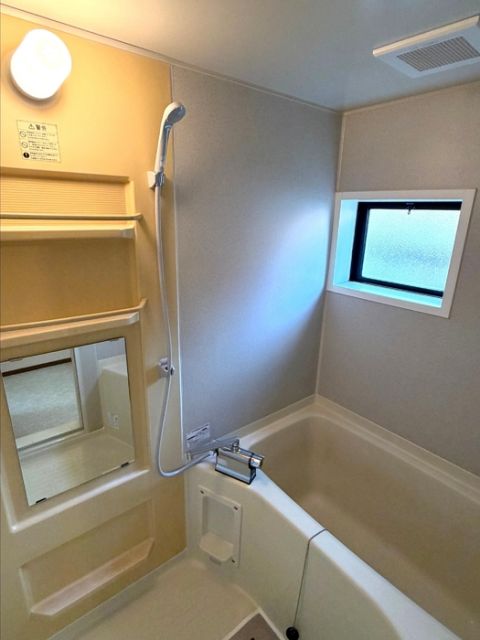 バス・シャワールーム