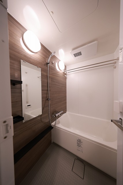 バス・シャワールーム　バス※別部屋参考写真