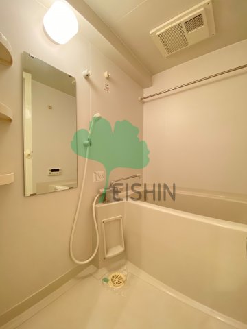 バス・シャワールーム　清潔感のある浴室です！