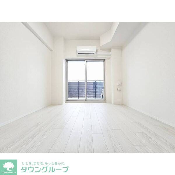 居室・リビング　エントランス