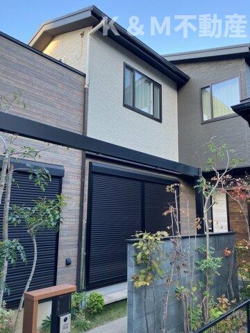 建物外観　落ち着いた雰囲気の外観です