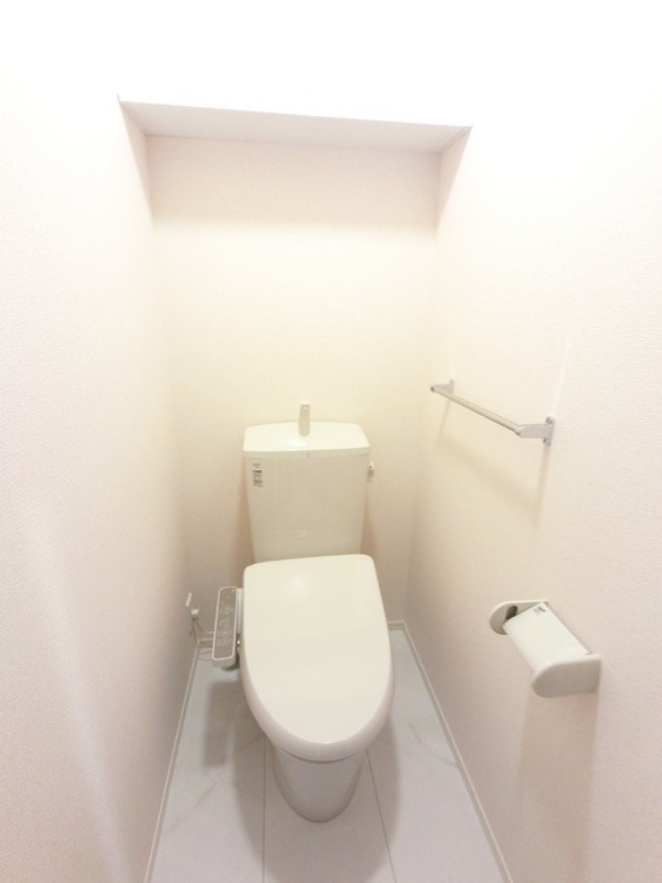 トイレ　図面と現状に相違がある場合には現状を優先