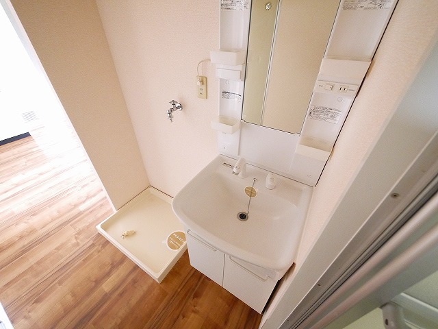 洗面設備　広い洗面スペース