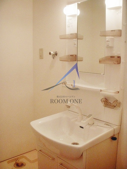 洗面設備　洗面台です。