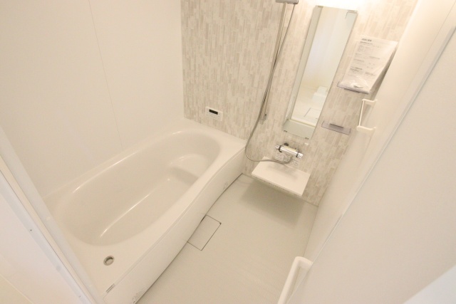 バス・シャワールーム　※別室の参考写真の為、現況優先です。