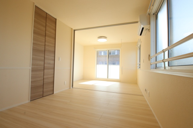 居室・リビング　※別室の参考写真の為、現況優先です。