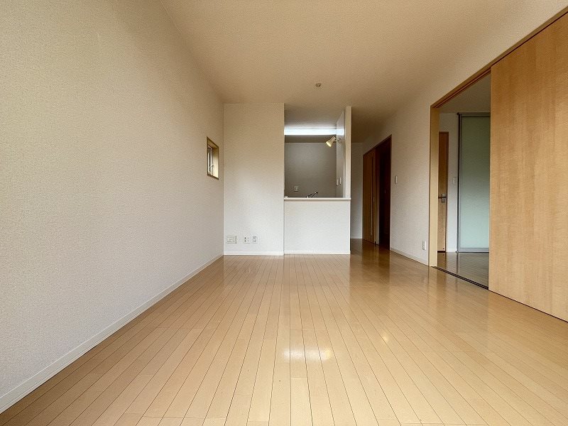 居室・リビング　反転タイプ