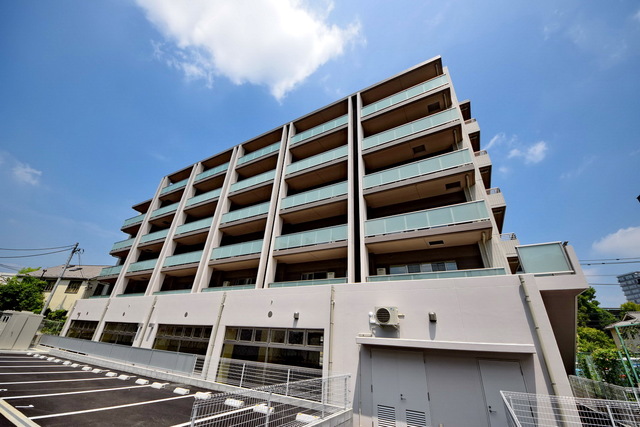 建物外観　～人気の若葉台駅から徒歩４分～