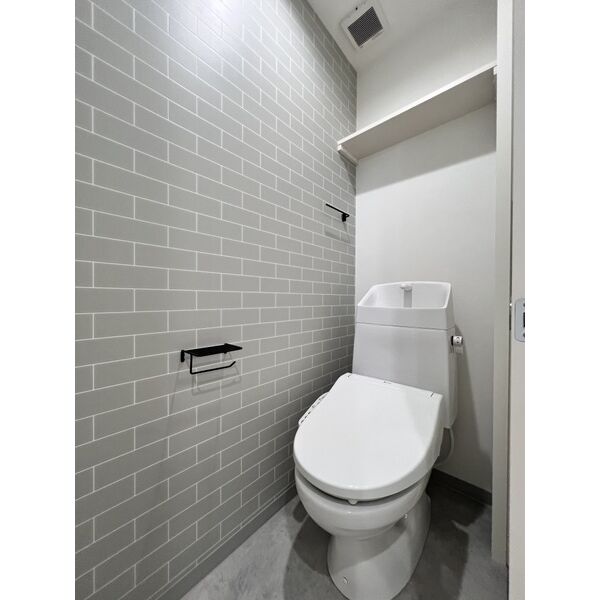 トイレ　同コンセプトの別物件です