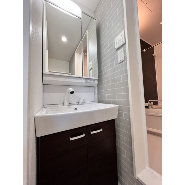 洗面設備　同コンセプトの別物件です