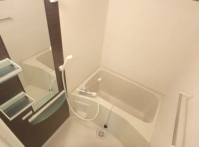 バス・シャワールーム　風呂