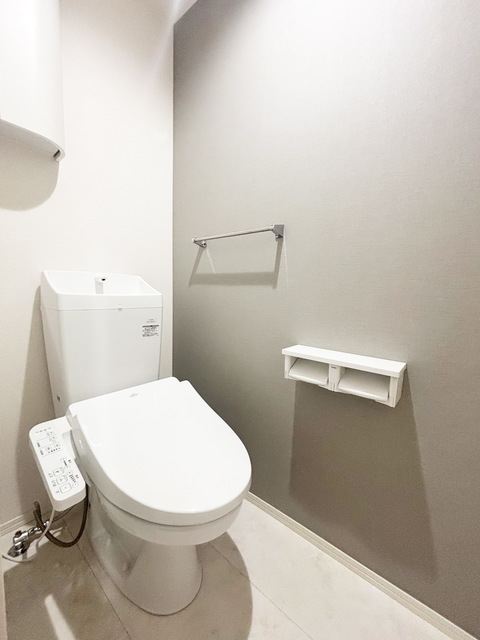 トイレ　同施工会社参考写真