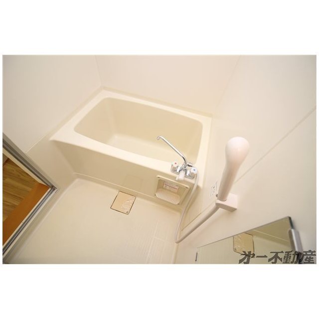 バス・シャワールーム　バス