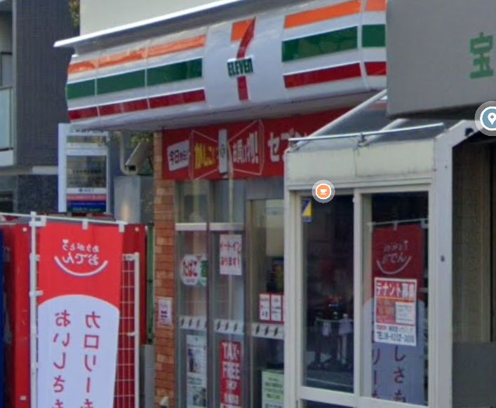 コンビニ　セブンイレブン南船場３（コンビニ）まで101m