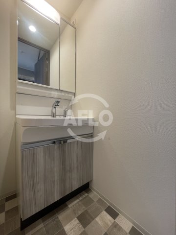 洗面設備　プレサンス塚本アクミリオン　洗面台