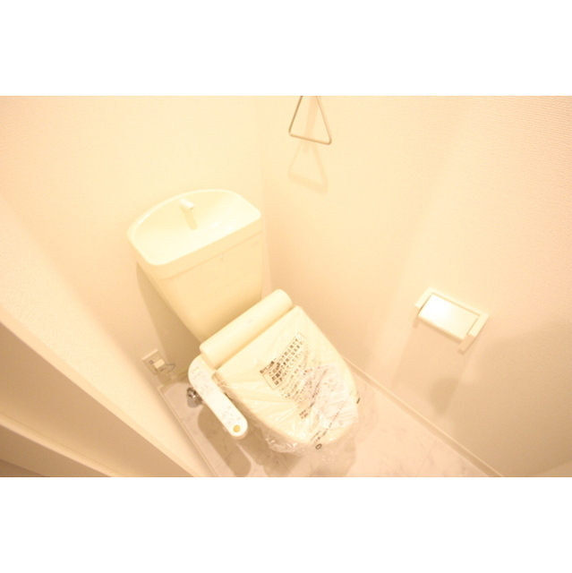 トイレ　広めのトイレ