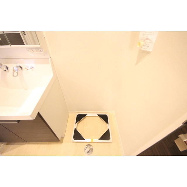 洗面設備　洗濯機置き場