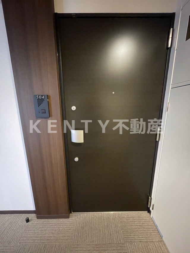 玄関　落ち着いた玄関です