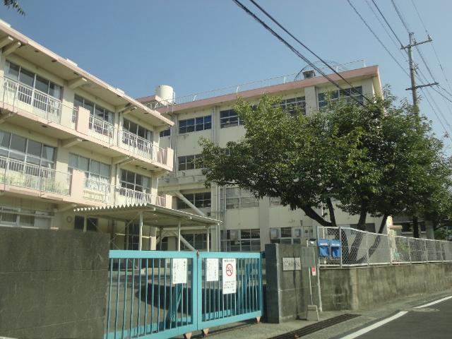 その他　北九州市立本城小学校（その他）まで462m