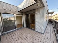 駐車場　駐車場は2台可能です